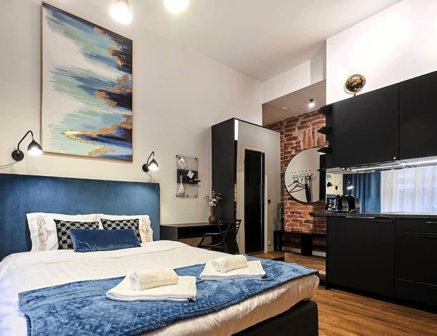 Urban-Glam City Centre Studio With A Gym And Terrace Tallinn Extérieur photo