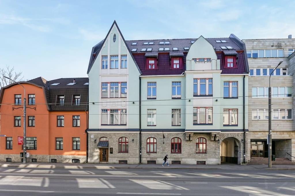 Urban-Glam City Centre Studio With A Gym And Terrace Tallinn Extérieur photo