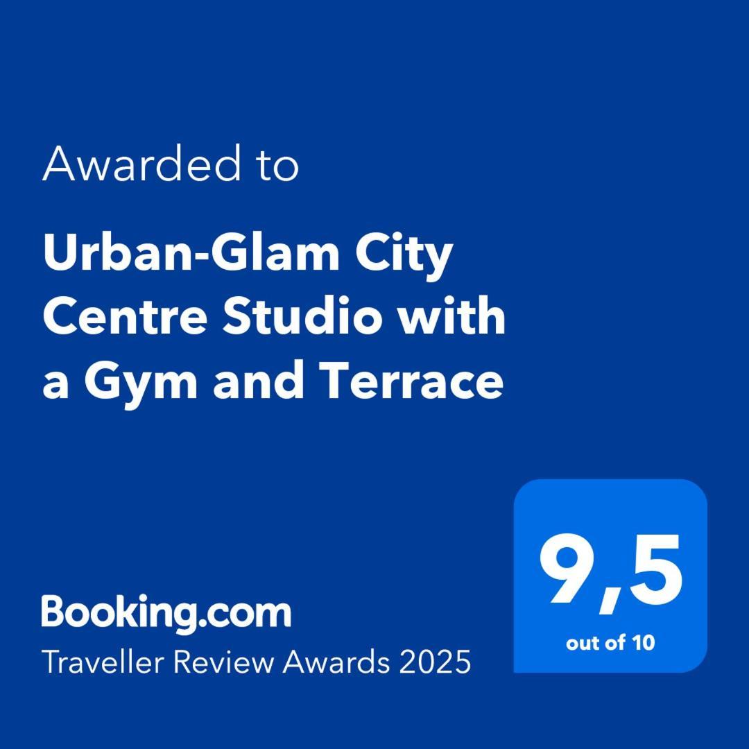 Urban-Glam City Centre Studio With A Gym And Terrace Tallinn Extérieur photo